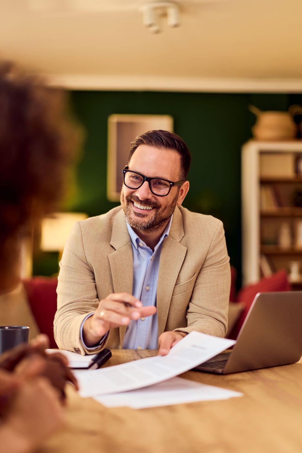Advisor with a client